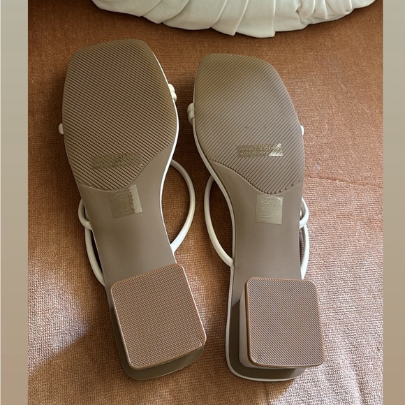 Chinese Laundry ANIELA Sandals In Color Bone - Picture 4 of 7